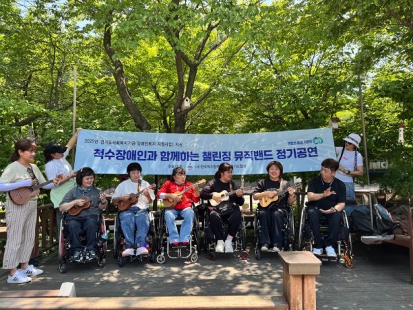 1차 정기공연 사진.jpg